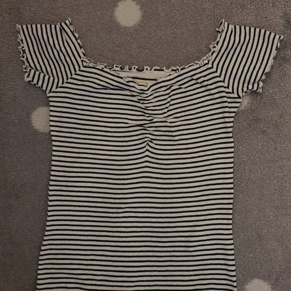 Hollister striped top - Picture 1 of 4
